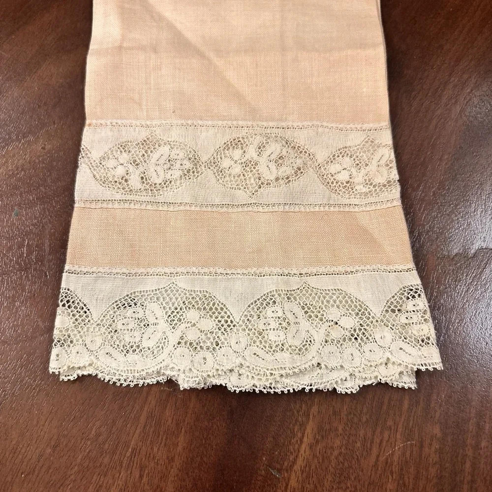 Vintage Fingertip Towels Set of 3 Linen Lace Trim Pink Peach Orange Guest Towels